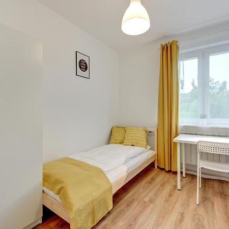 Ferienwohnung Pokoje Gdansk Zaspa - Pilotow 5A Exterior foto