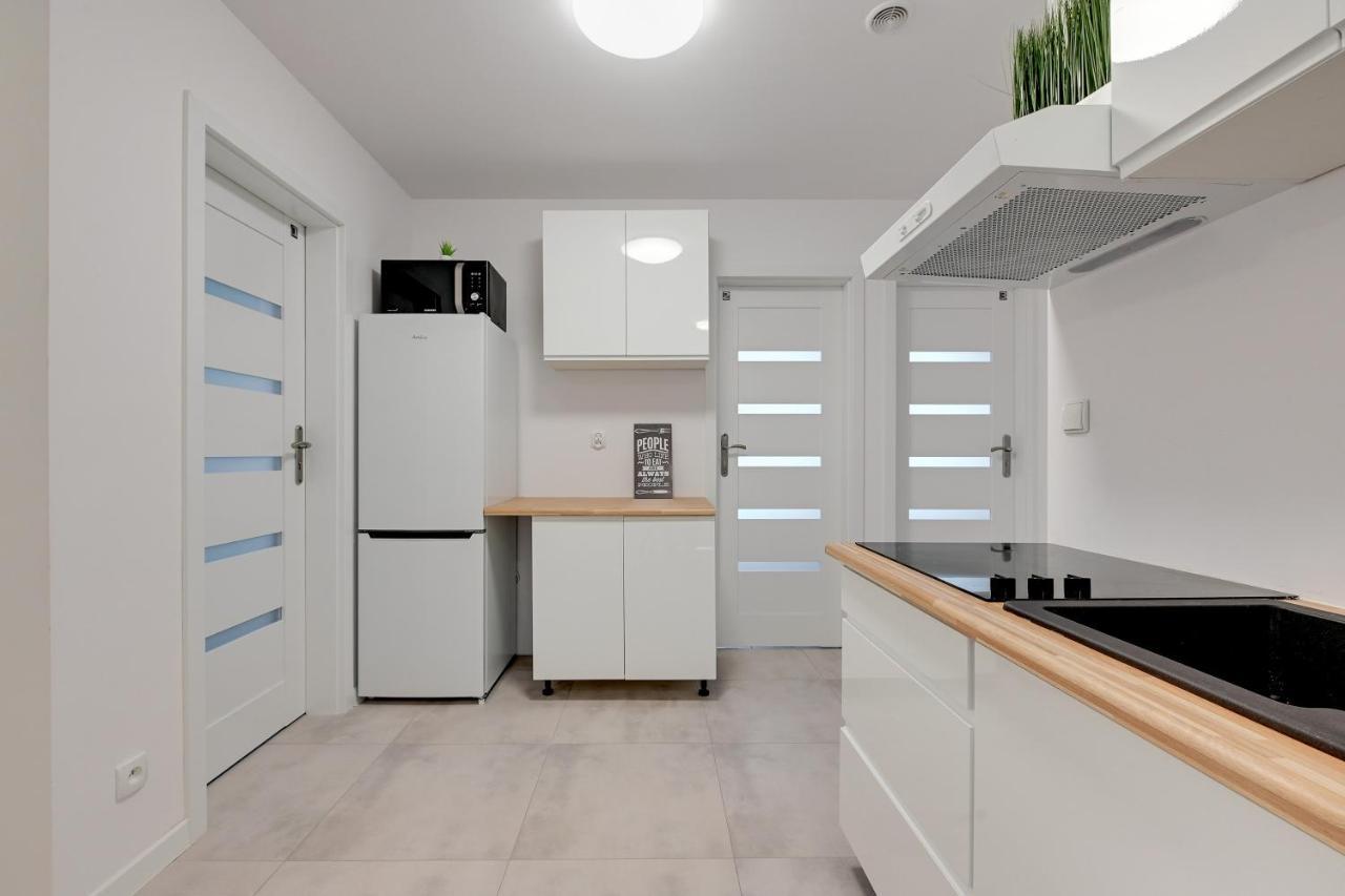 Ferienwohnung Pokoje Gdansk Zaspa - Pilotow 5A Exterior foto